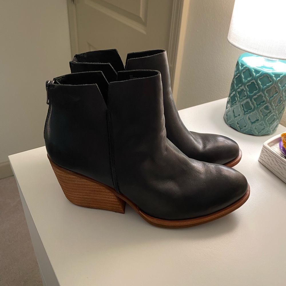 Kirk Ease Chandra Bootie